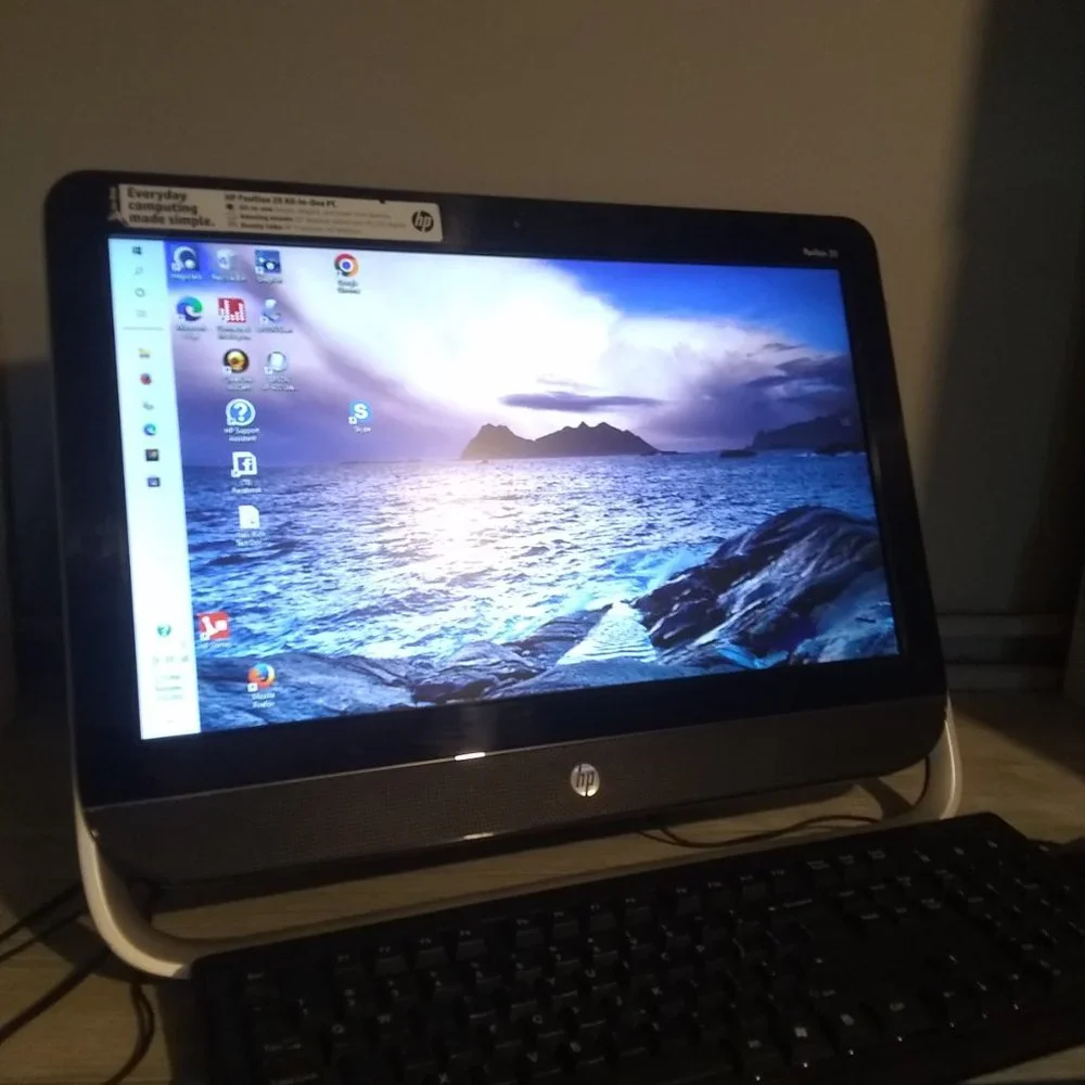 HP Pavilion All In One Computer Windows 10